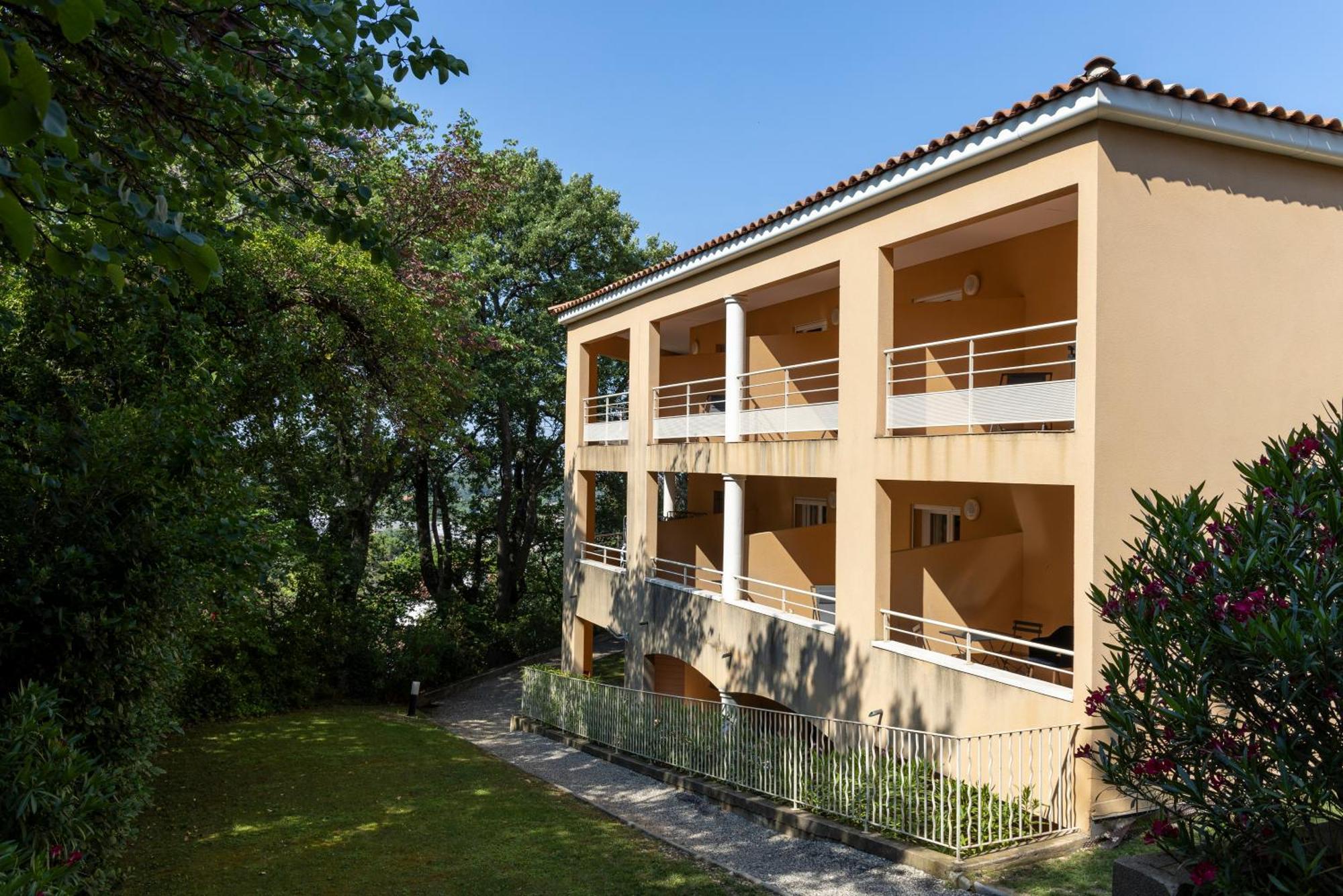 The Originals City, Hotel Cote Sud, Marseille Est Allauch Kültér fotó