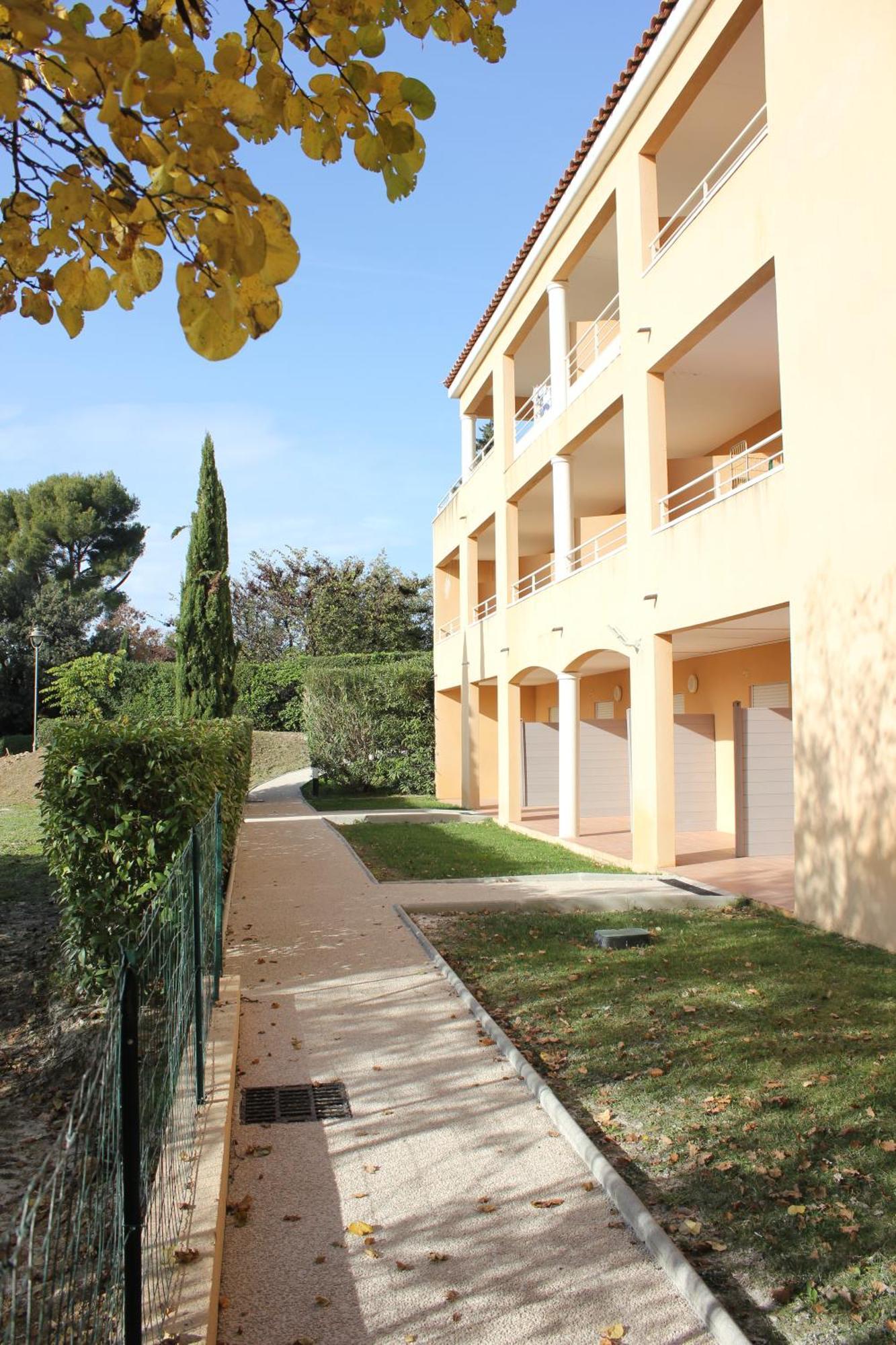 The Originals City, Hotel Cote Sud, Marseille Est Allauch Kültér fotó